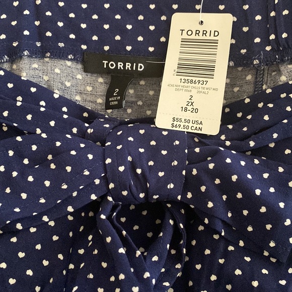 NWT TORRID Midi Challis Skirt - Ditsy Hearts Navy - Picture 6 of 6